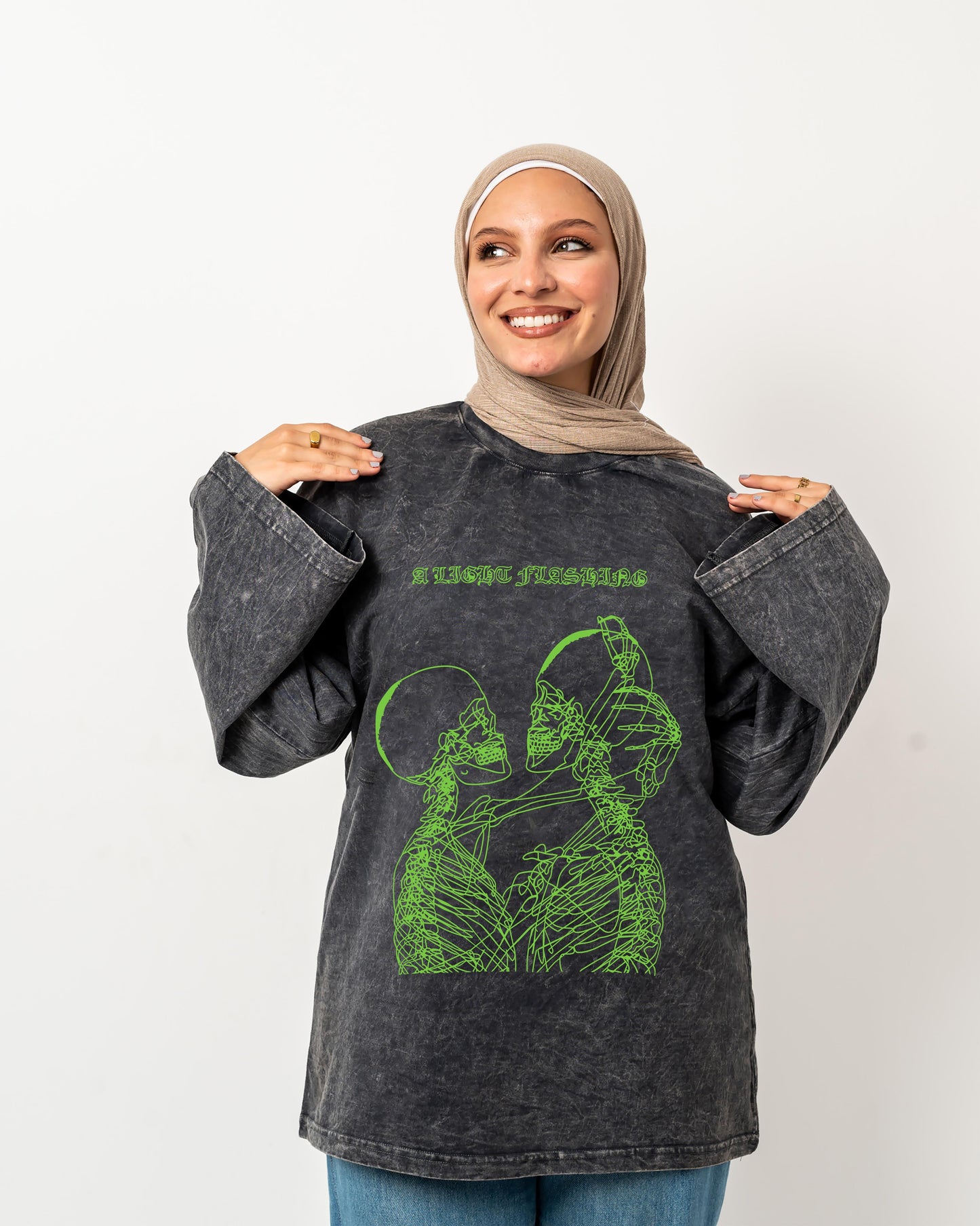 a light of flashing washed widesleeves t-shirt