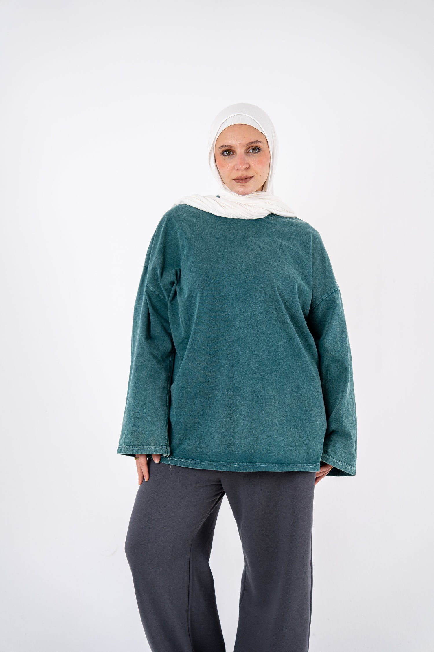 Widesleeves  t-shirts