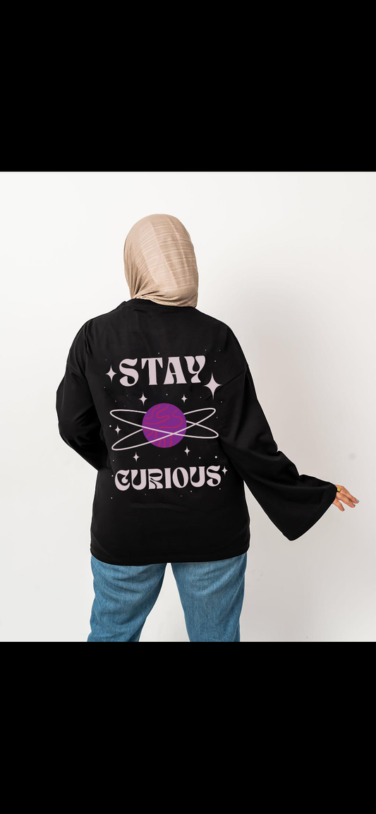 Stay curious black wide-sleeves t-shirt