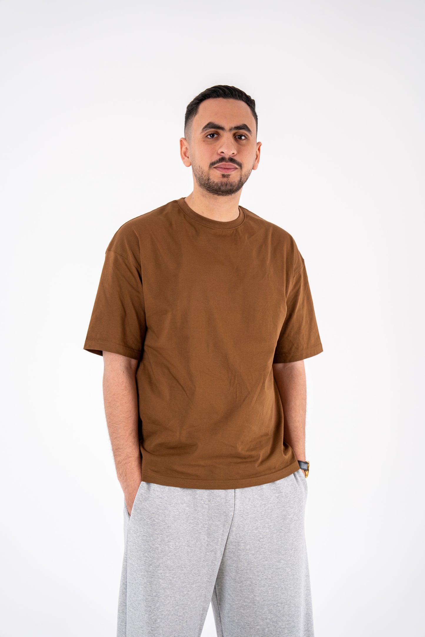 brown basic t-shirt